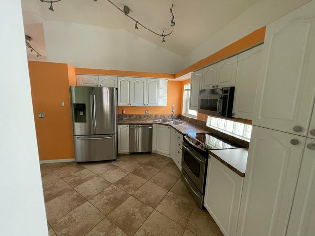 5338 Edenwood Lane, Riviera Beach, FL 33418