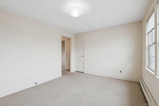 449 S 1st Street, Lindenhurst, NY 11757