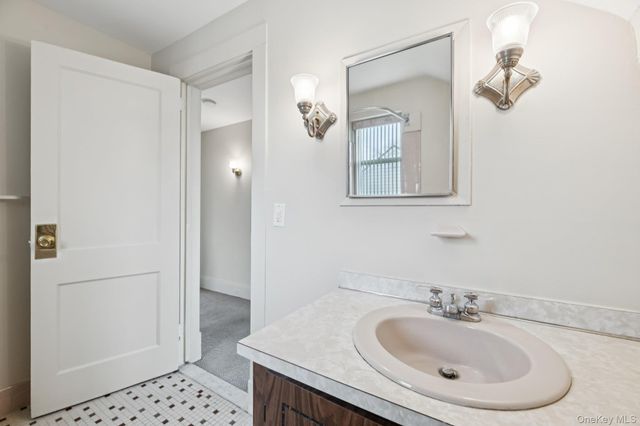 449 S 1st Street, Lindenhurst, NY 11757