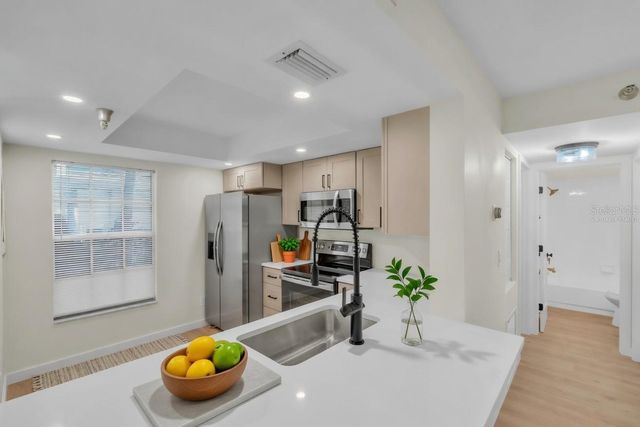 6304 POINTE WEST BOULEVARD A107, Bradenton, FL 34209