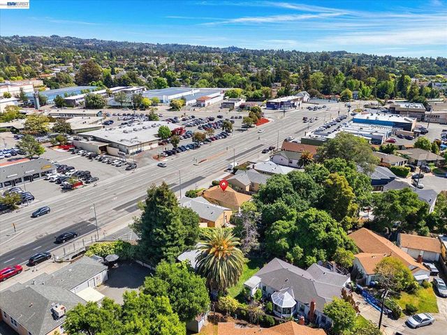 22179 Redwood Rd, Castro Valley, CA 94546