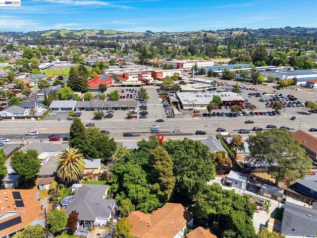 22179 Redwood Rd, Castro Valley, CA 94546
