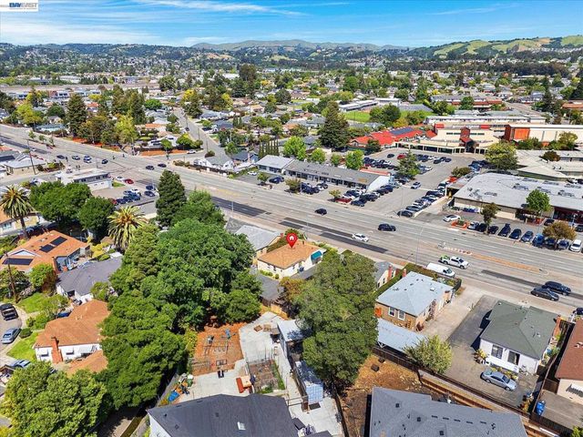 22179 Redwood Rd, Castro Valley, CA 94546