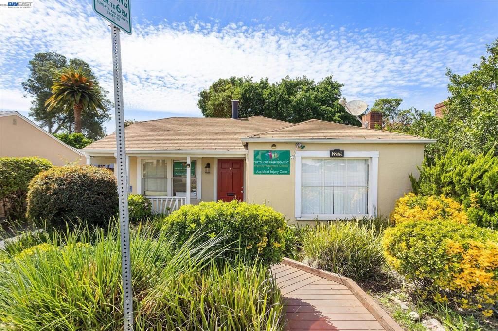 22179 Redwood Rd, Castro Valley, CA 94546