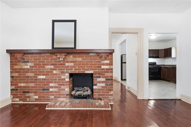 112 De Witt St, Mt Washington, PA 15211