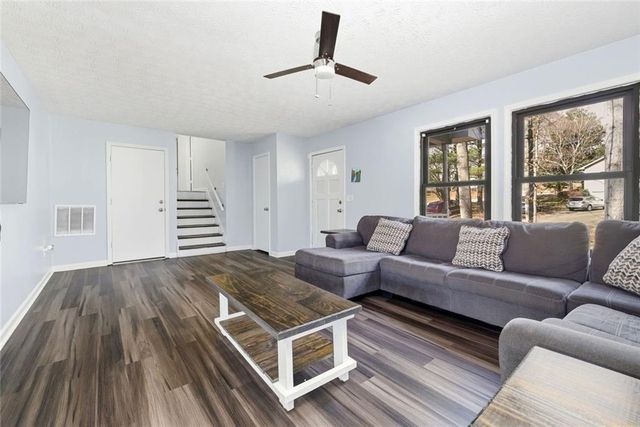 4838 Caboose Lane NW, Acworth, GA 30102