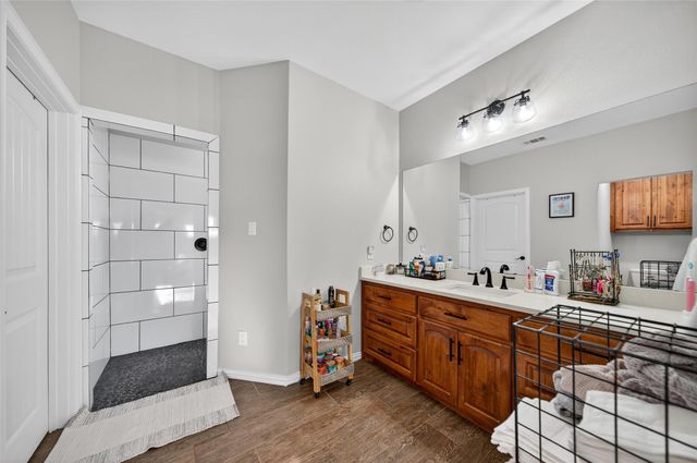 3901 FM 667, Frost, TX 76641