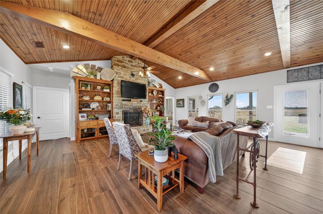 3901 FM 667, Frost, TX 76641