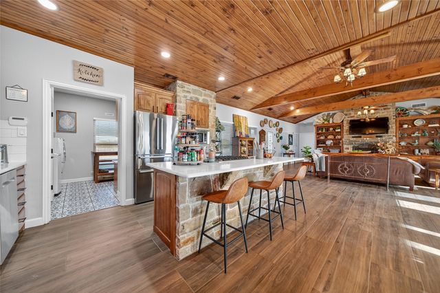 3901 FM 667, Frost, TX 76641