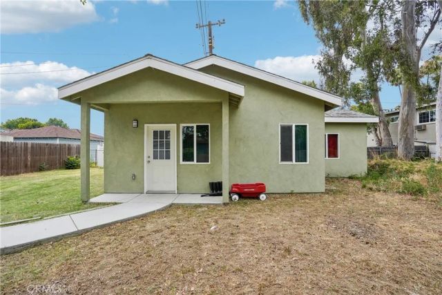 8905 Arrington Avenue, Downey, CA 90240