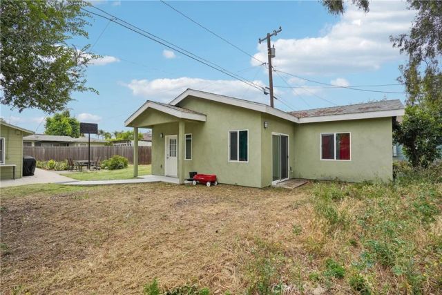 8905 Arrington Avenue, Downey, CA 90240