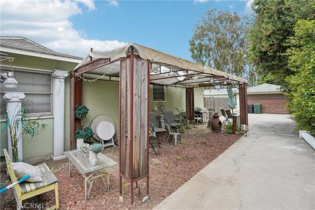 8905 Arrington Avenue, Downey, CA 90240