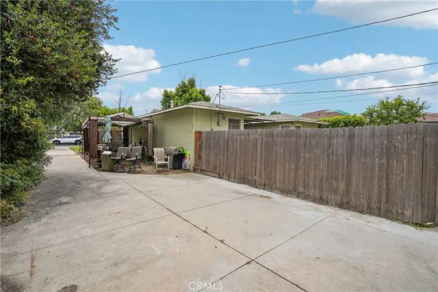 8905 Arrington Avenue, Downey, CA 90240