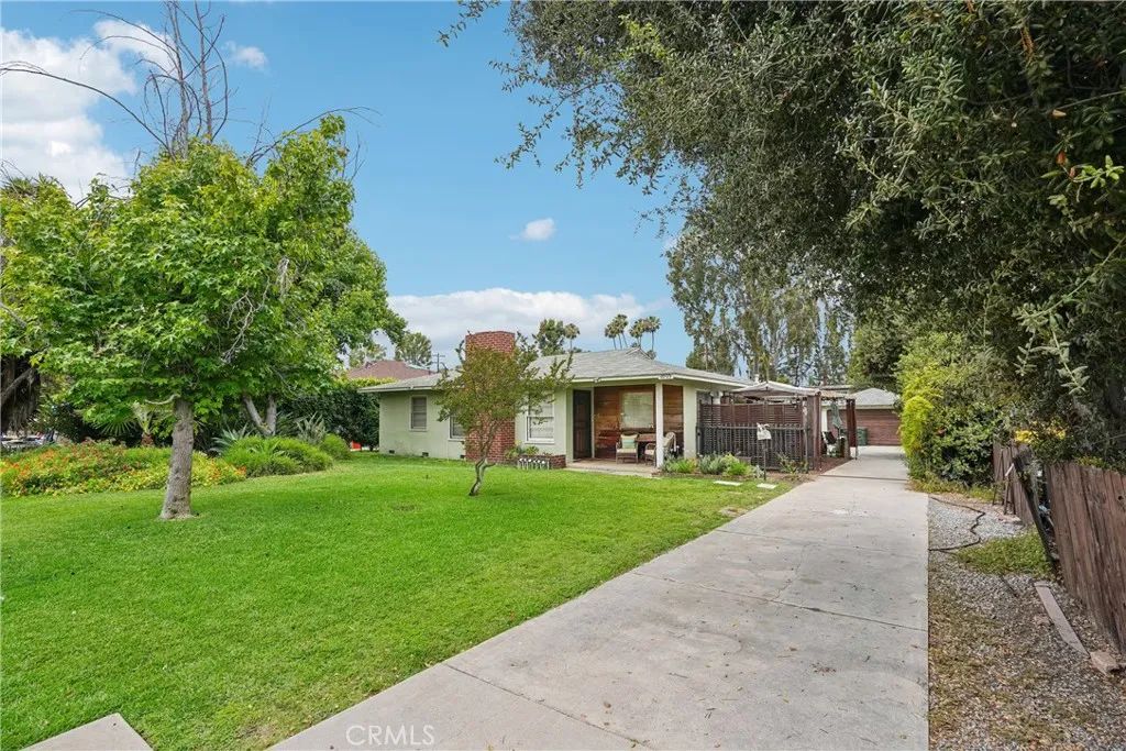 8905 Arrington Avenue, Downey, CA 90240