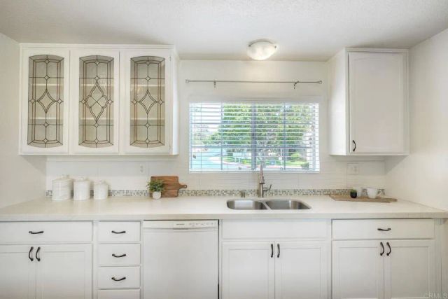 4545 Essex Court, Carlsbad, CA 92010
