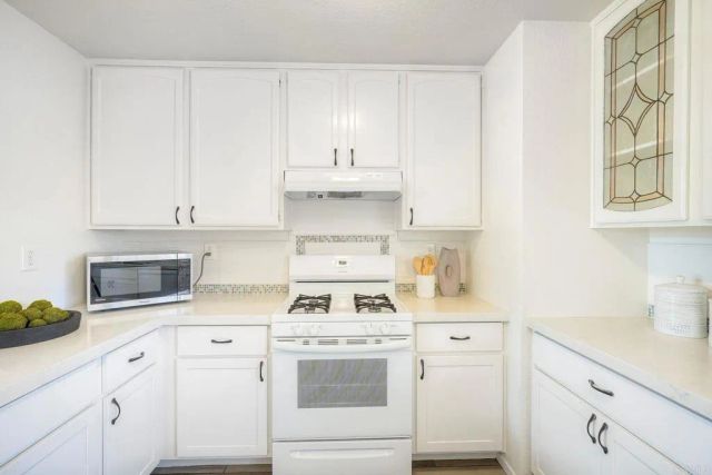 4545 Essex Court, Carlsbad, CA 92010