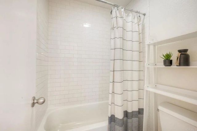 4545 Essex Court, Carlsbad, CA 92010
