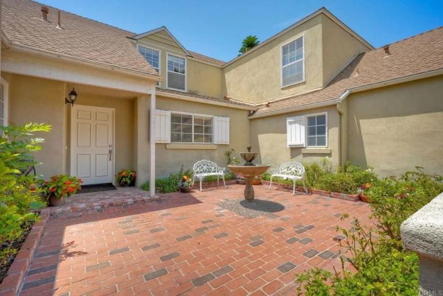 4545 Essex Court, Carlsbad, CA 92010