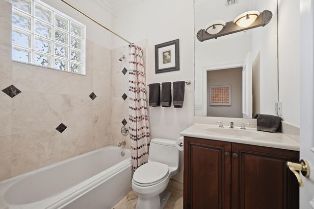 2425 NW 49th Lane, Boca Raton, FL 33431