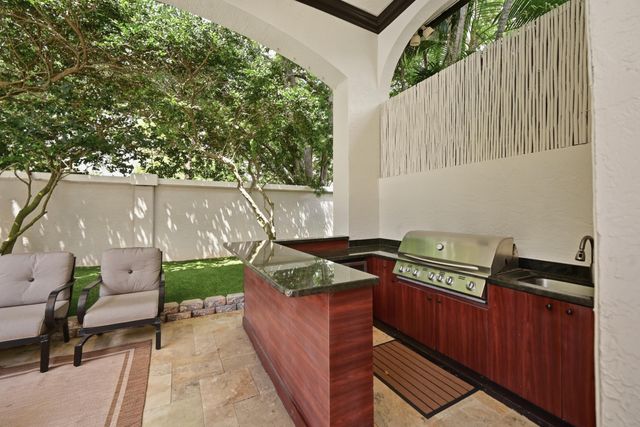 2425 NW 49th Lane, Boca Raton, FL 33431