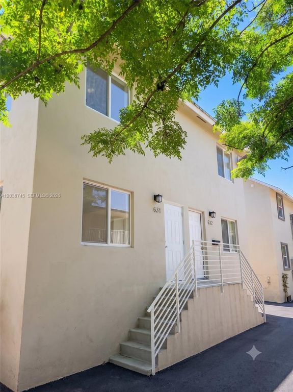 831 SW 3rd Street 831, Miami, FL 33130
