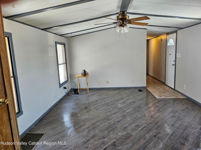 40 Indiana Street, Connelly, NY 12417