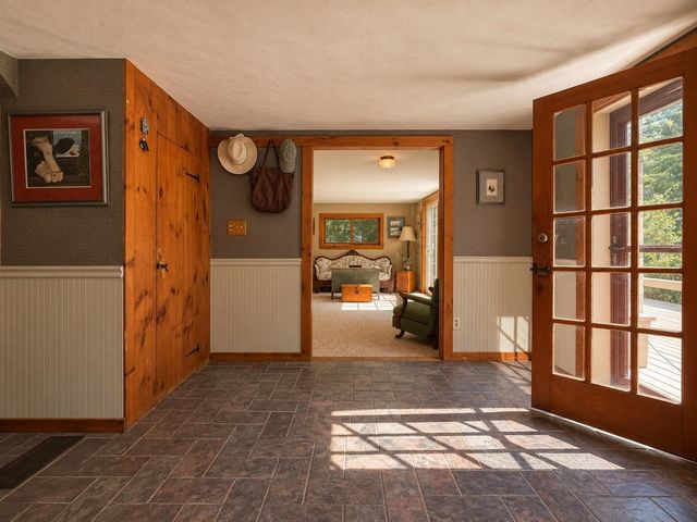 3824 Ethan Allen Highway, Georgia, VT 05478