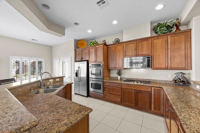 3704 White Lion Lane, North Las Vegas, NV 89084