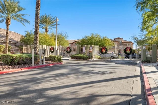 3704 White Lion Lane, North Las Vegas, NV 89084