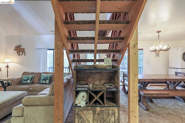 26600 Inyo DR, Cold Springs, CA 95335