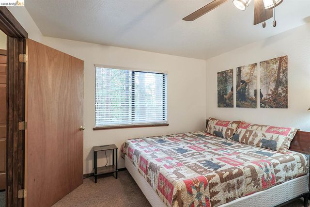 26600 Inyo DR, Cold Springs, CA 95335