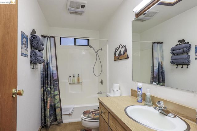 26600 Inyo DR, Cold Springs, CA 95335