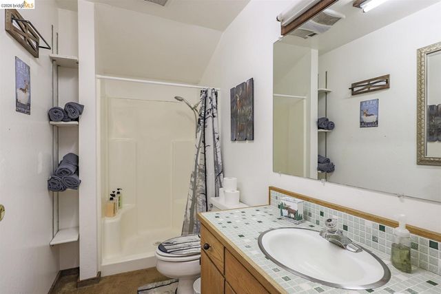 26600 Inyo DR, Cold Springs, CA 95335