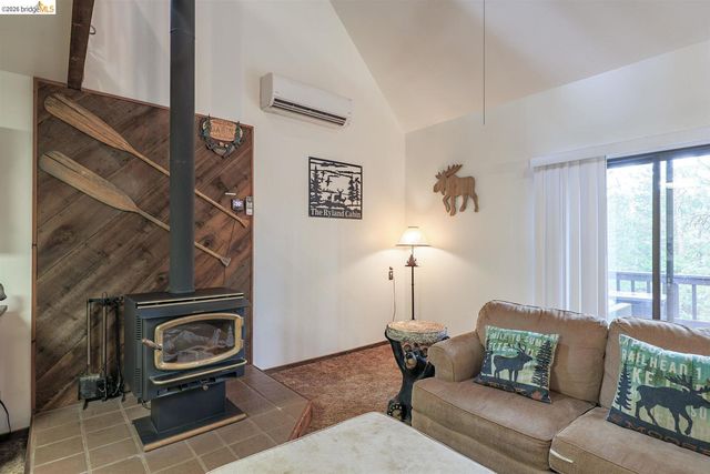 26600 Inyo DR, Cold Springs, CA 95335