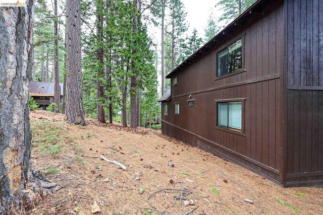 26600 Inyo DR, Cold Springs, CA 95335