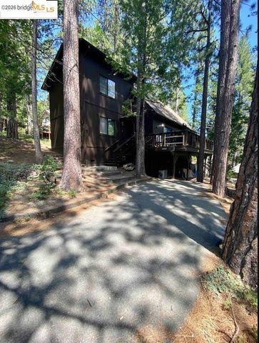 26600 Inyo DR, Cold Springs, CA 95335
