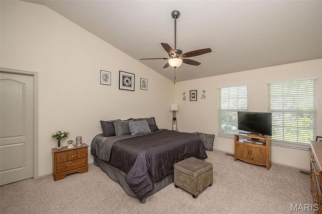 1091 Treeshade Drive, St Peters, MO 63376
