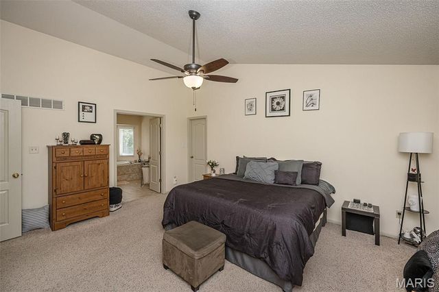 1091 Treeshade Drive, St Peters, MO 63376
