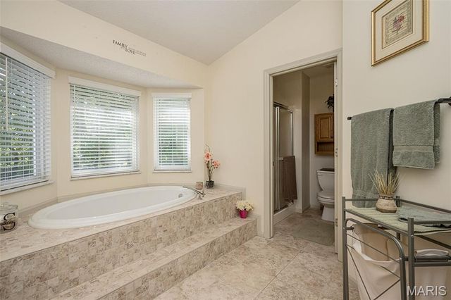1091 Treeshade Drive, St Peters, MO 63376