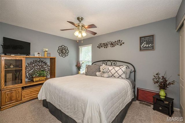 1091 Treeshade Drive, St Peters, MO 63376