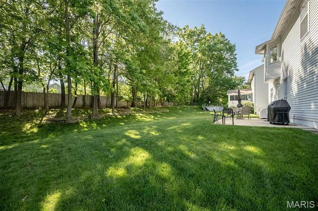 1091 Treeshade Drive, St Peters, MO 63376
