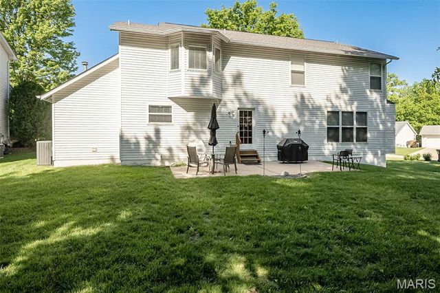 1091 Treeshade Drive, St Peters, MO 63376