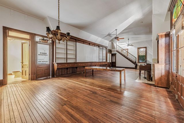 426 Broadway, Jackson, CA 95642