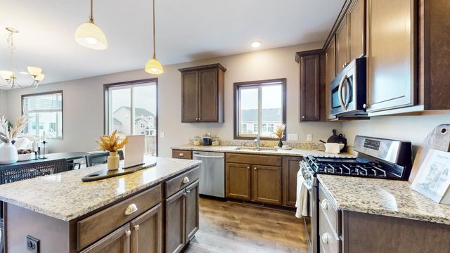 11580 33rd Street N, Lake Elmo, MN 55042
