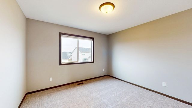 11580 33rd Street N, Lake Elmo, MN 55042