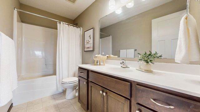 11580 33rd Street N, Lake Elmo, MN 55042