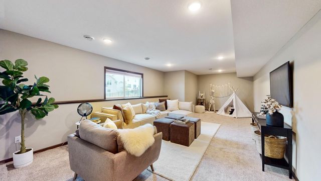 11580 33rd Street N, Lake Elmo, MN 55042