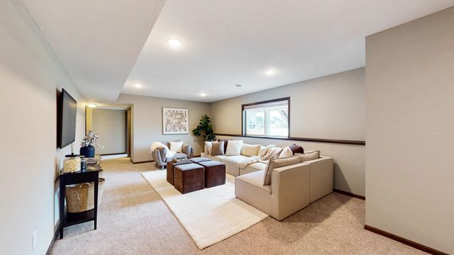 11580 33rd Street N, Lake Elmo, MN 55042