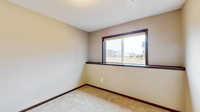 11580 33rd Street N, Lake Elmo, MN 55042