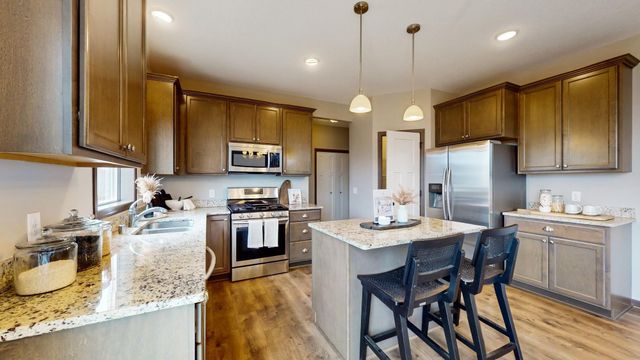 11580 33rd Street N, Lake Elmo, MN 55042